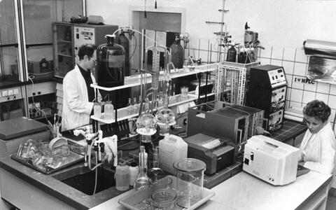 Biochemisches Labor im Zentralinstitut für Molekularbiologie