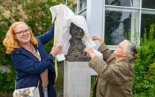 Bust of Marguerite Vogt with Kirstin Bodensiek and Anna Franziska Schwarzbach